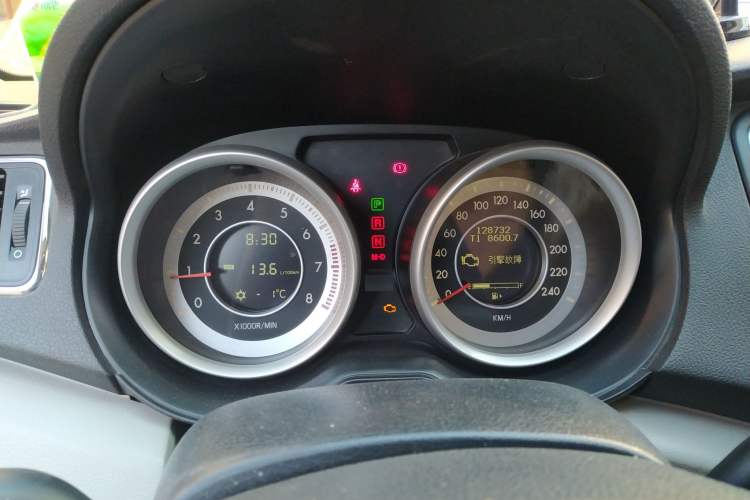 Used Bestune B90 2012 2.0L Automatic Luxury Edition Instrument Cluster