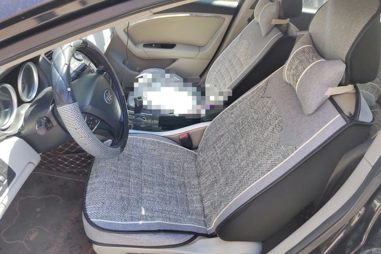 Used Bestune B90 2012 2.0L automatic comfort version Left Front Seat