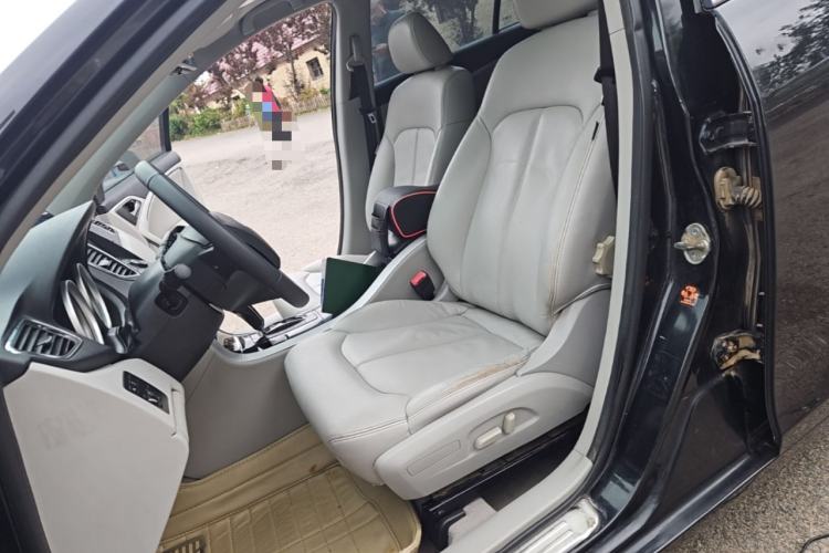 Used Bestune B90 2012 2.0L Automatic Luxury Edition Left Front Seat