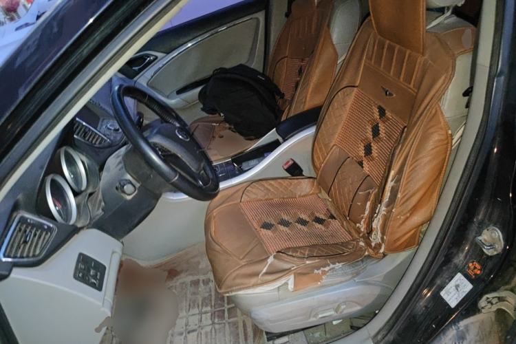 Used Bestune B90 2012 2.0L Automatic Luxury Edition Left Front Seat