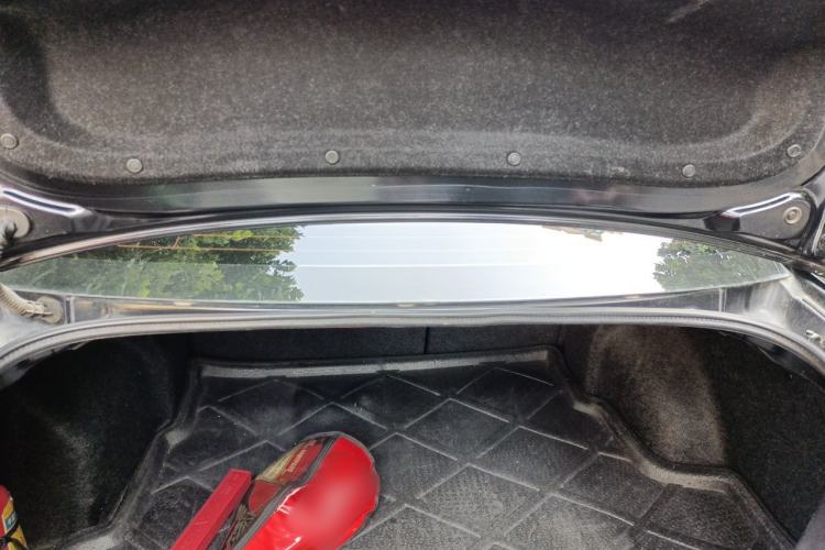Used Bestune B90 2012 2.0L Automatic Luxury Edition Trunk