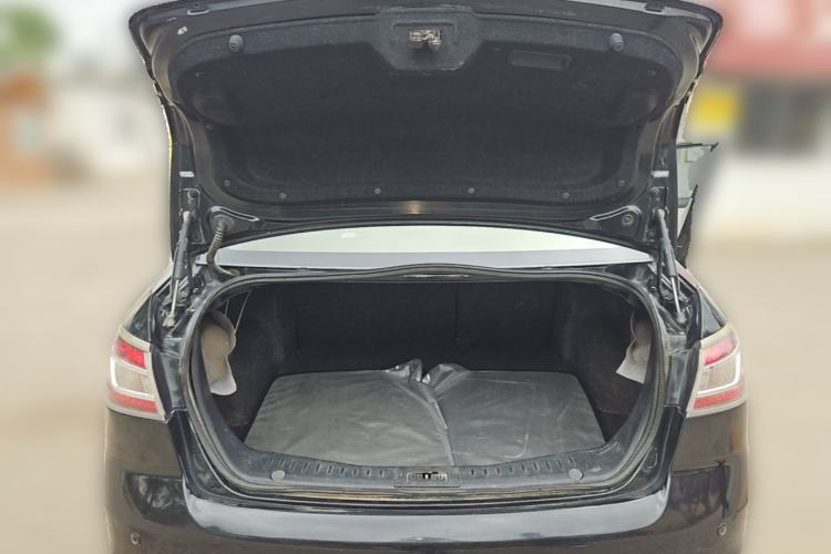 Used Bestune B90 2012 2.0L Automatic Luxury Edition Trunk