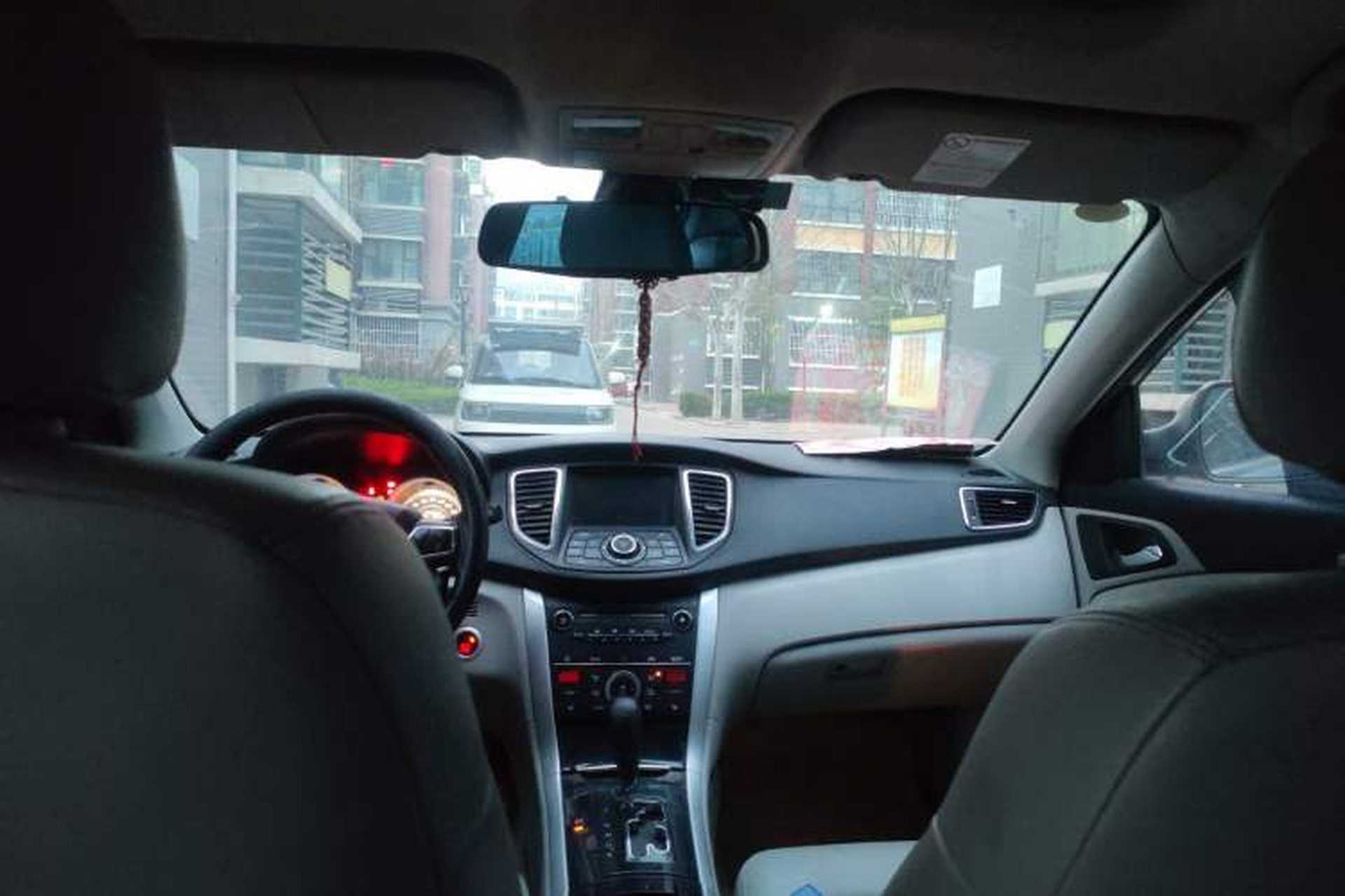 Used Bestune B90 2012 2.0L Automatic Luxury Edition Headliner