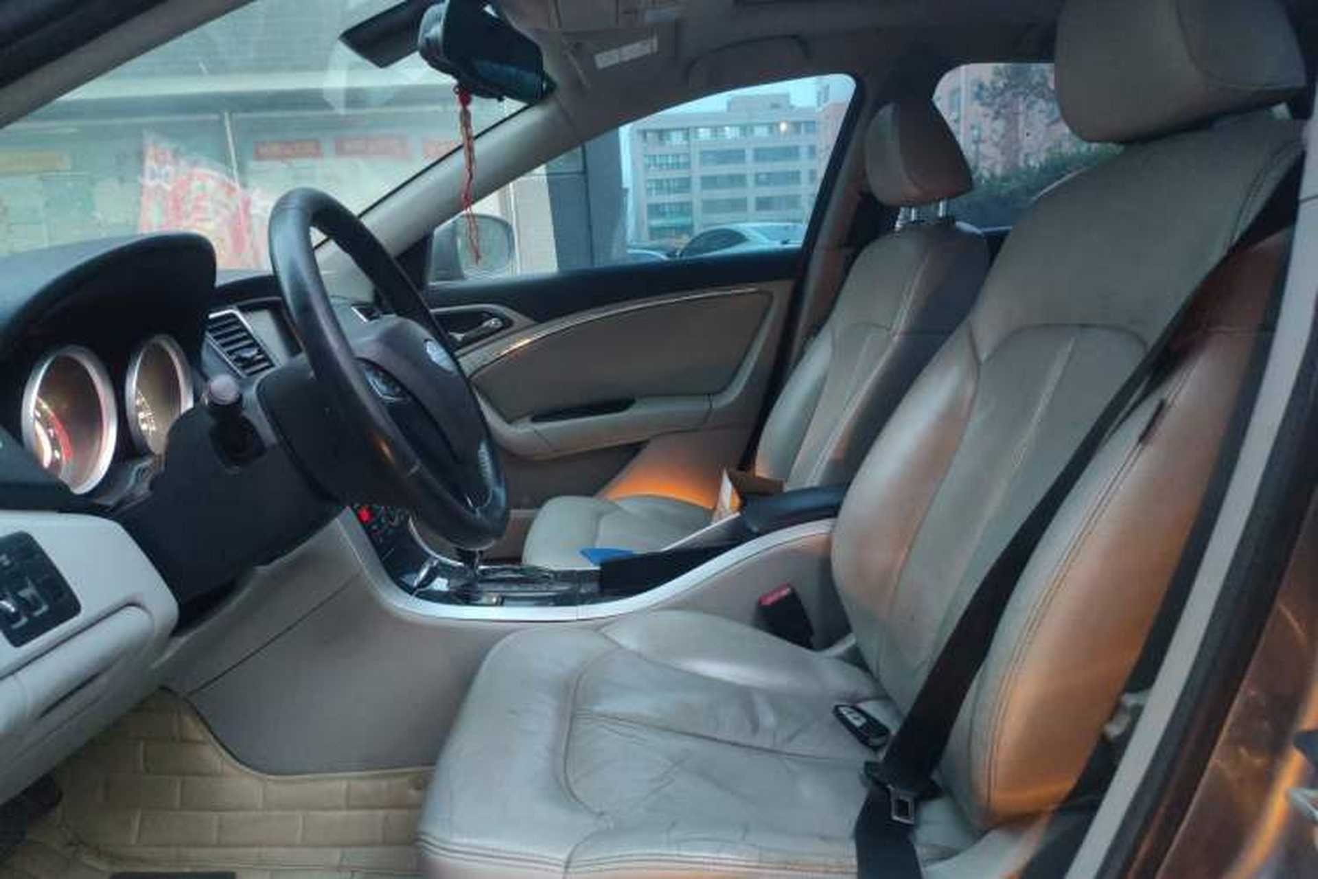 Used Bestune B90 2012 2.0L Automatic Luxury Edition Left Front Seat