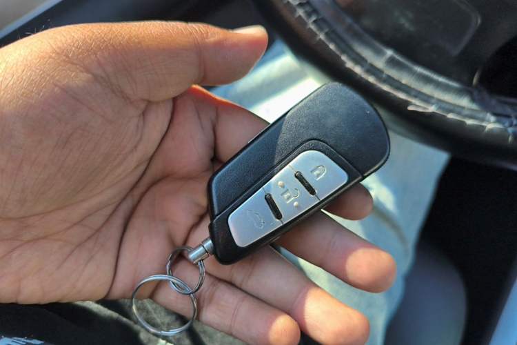 Used Bestune B90 2012 2.0L Automatic Luxury Edition Vehicle Key