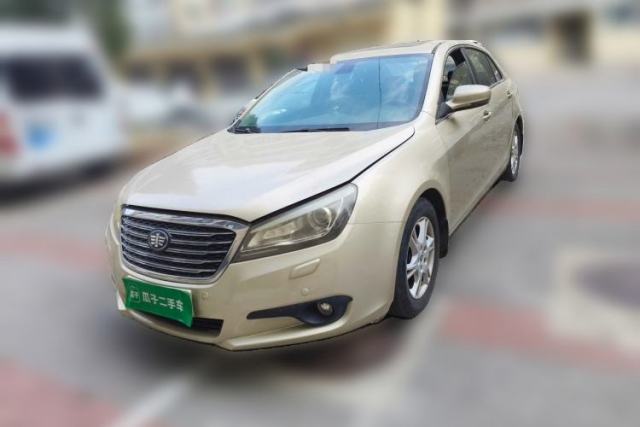 Ojetý Bestune B90 2012 2.0L Automatic Luxury Edition