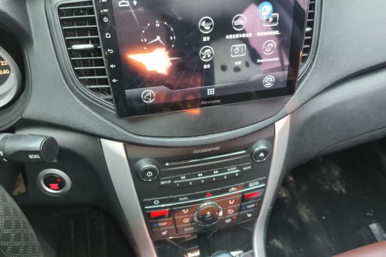 Used Bestune B90 2014 1.8T Automatic Luxury Model Audio And AC Panel