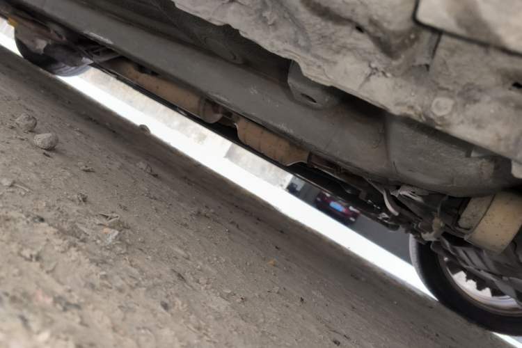 Used Bestune B90 2014 1.8T Automatic Luxury Model Chassis Front Right