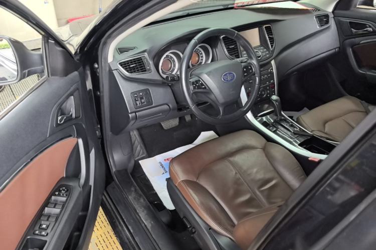 Used Bestune B90 2014 1.8T Automatic Luxury Model Driver Seat