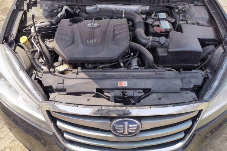 Used Bestune B90 2014 1.8T Automatic Luxury Model Engine Bay