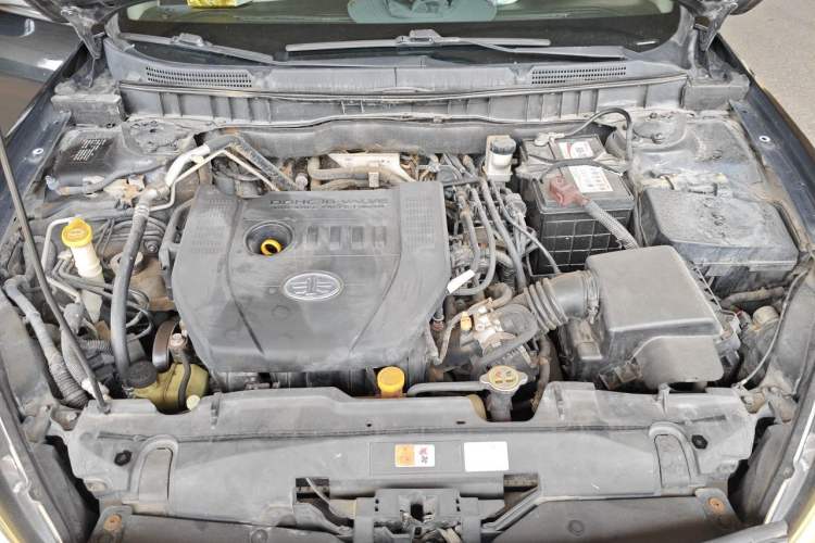 Used Bestune B90 2014 1.8T Automatic Luxury Model Engine Bay