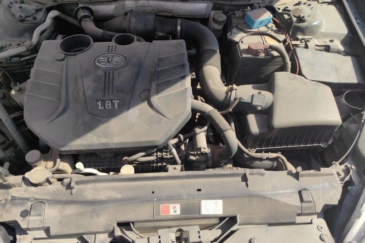 Used Bestune B90 2014 1.8T automatic comfort version Engine Bay