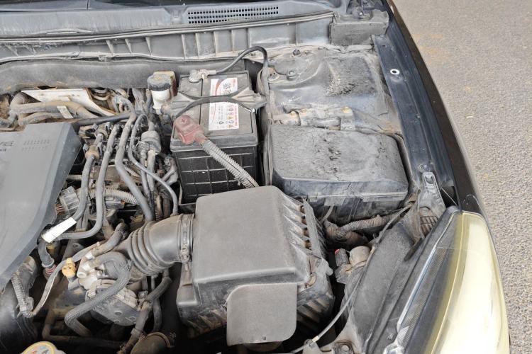 Used Bestune B90 2014 1.8T Automatic Luxury Model Engine Bay Left