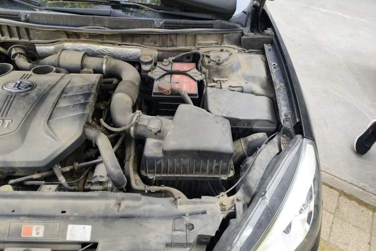 Used Bestune B90 2014 1.8T automatic comfort version Engine Bay Left