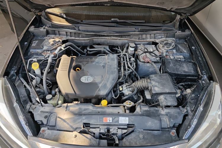 Used Bestune B90 2014 1.8T Automatic Luxury Model Engine Bay