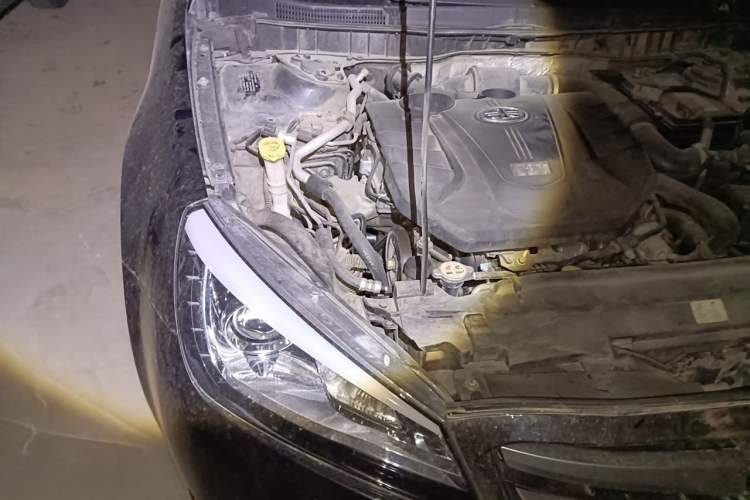 Used Bestune B90 2014 1.8T automatic comfort version Engine Bay Right