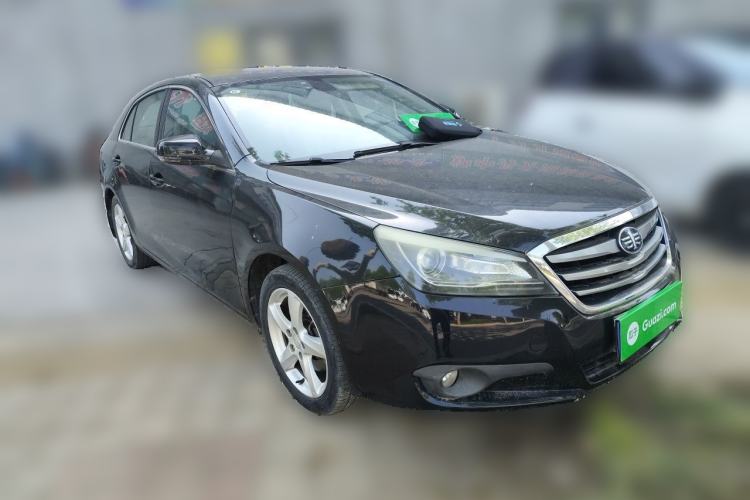Used Bestune B90 2014 1.8T automatic comfort version Front Right 45 Deg