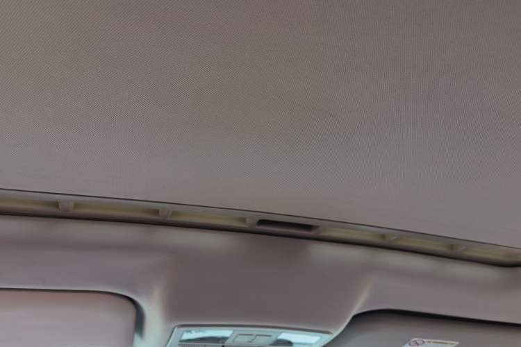 Used Bestune B90 2014 1.8T Automatic Luxury Model Headliner