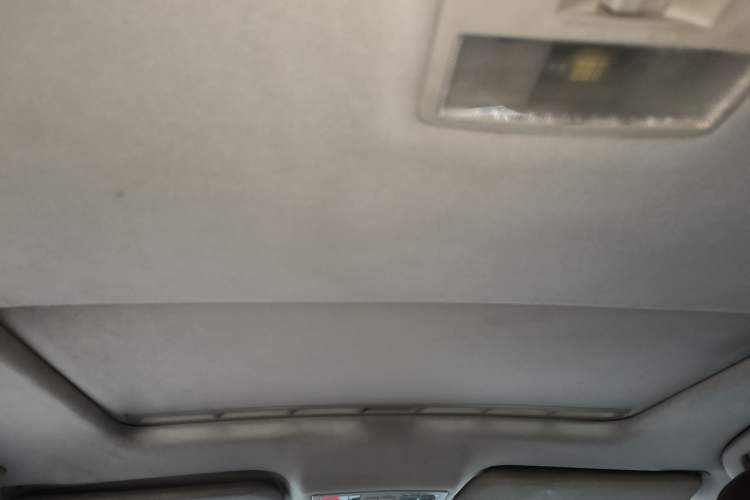 Used Bestune B90 2014 1.8T Automatic Luxury Model Headliner