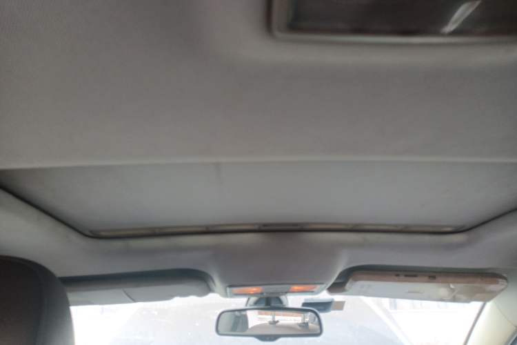 Used Bestune B90 2014 1.8T Automatic Luxury Model Headliner