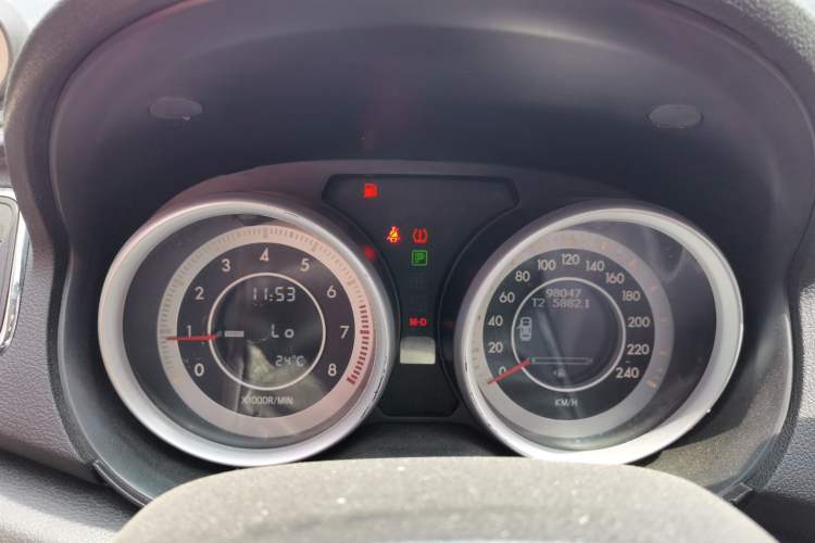 Used Bestune B90 2014 1.8T Automatic Luxury Model Instrument Cluster