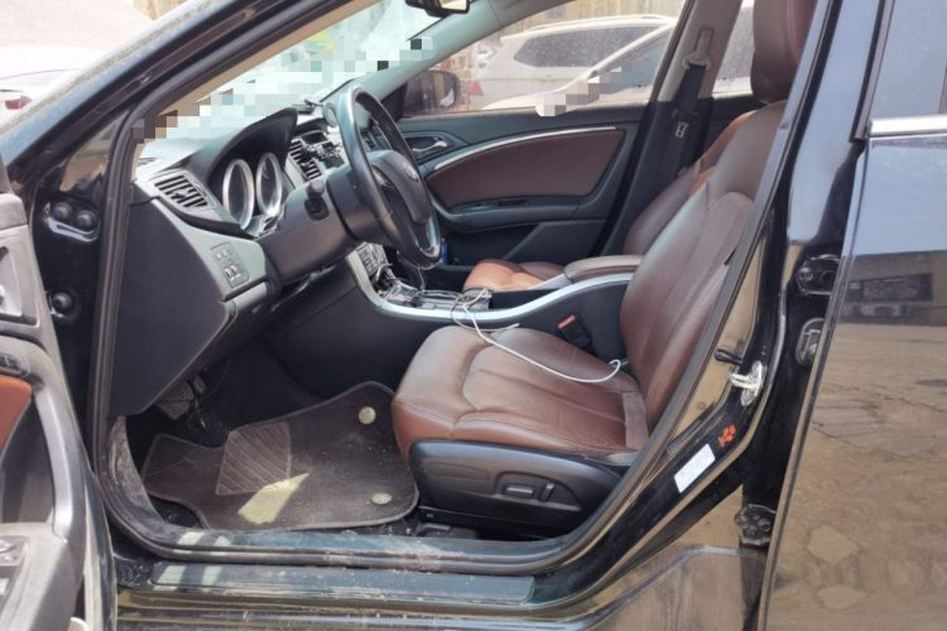 Used Bestune B90 2014 1.8T Automatic Luxury Model Left Front Seat