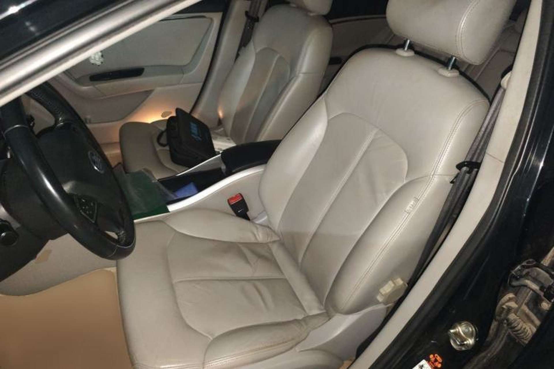 Used Bestune B90 2014 1.8T Automatic Flagship Model Left Front Seat