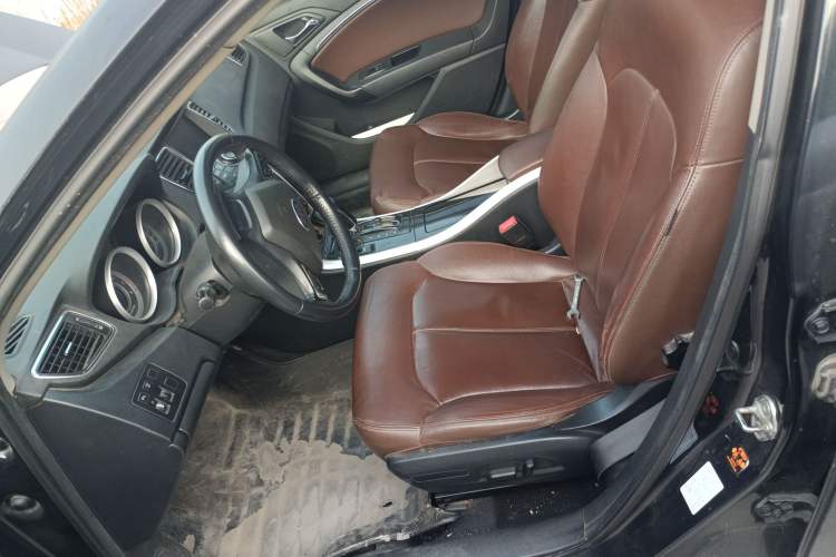 Used Bestune B90 2014 1.8T Automatic Luxury Model Left Front Seat