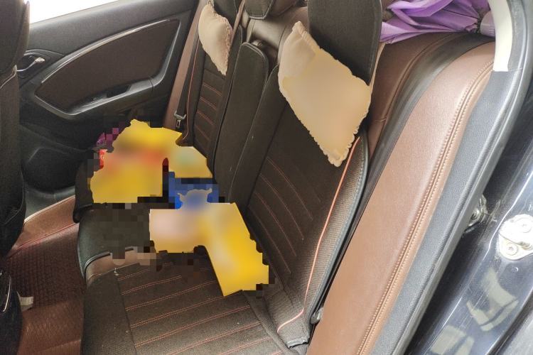 Used Bestune B90 2014 1.8T Automatic Luxury Model Left Rear Seat