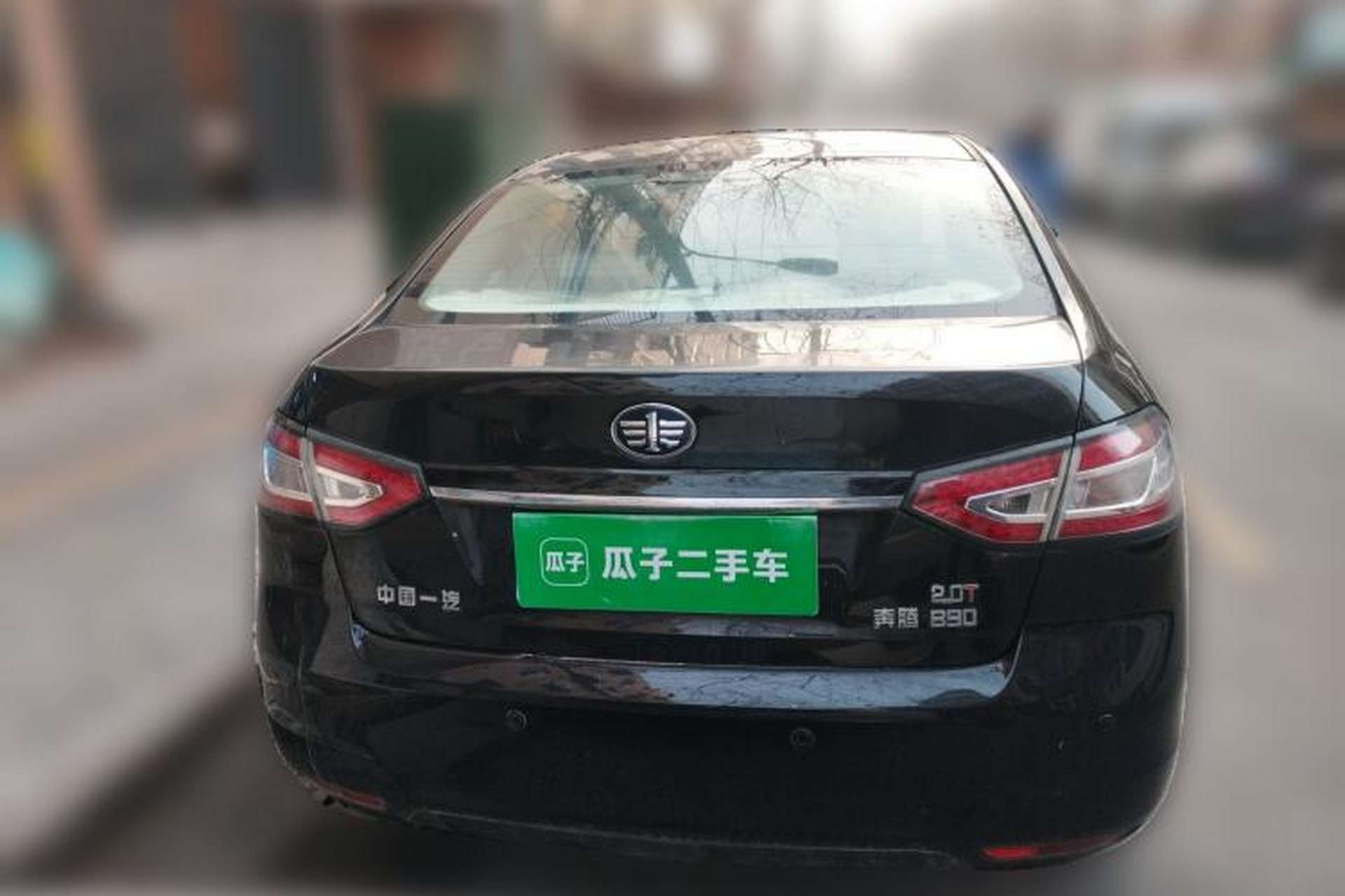 Used Bestune B90 2014 2.0T automatic luxury version Rear