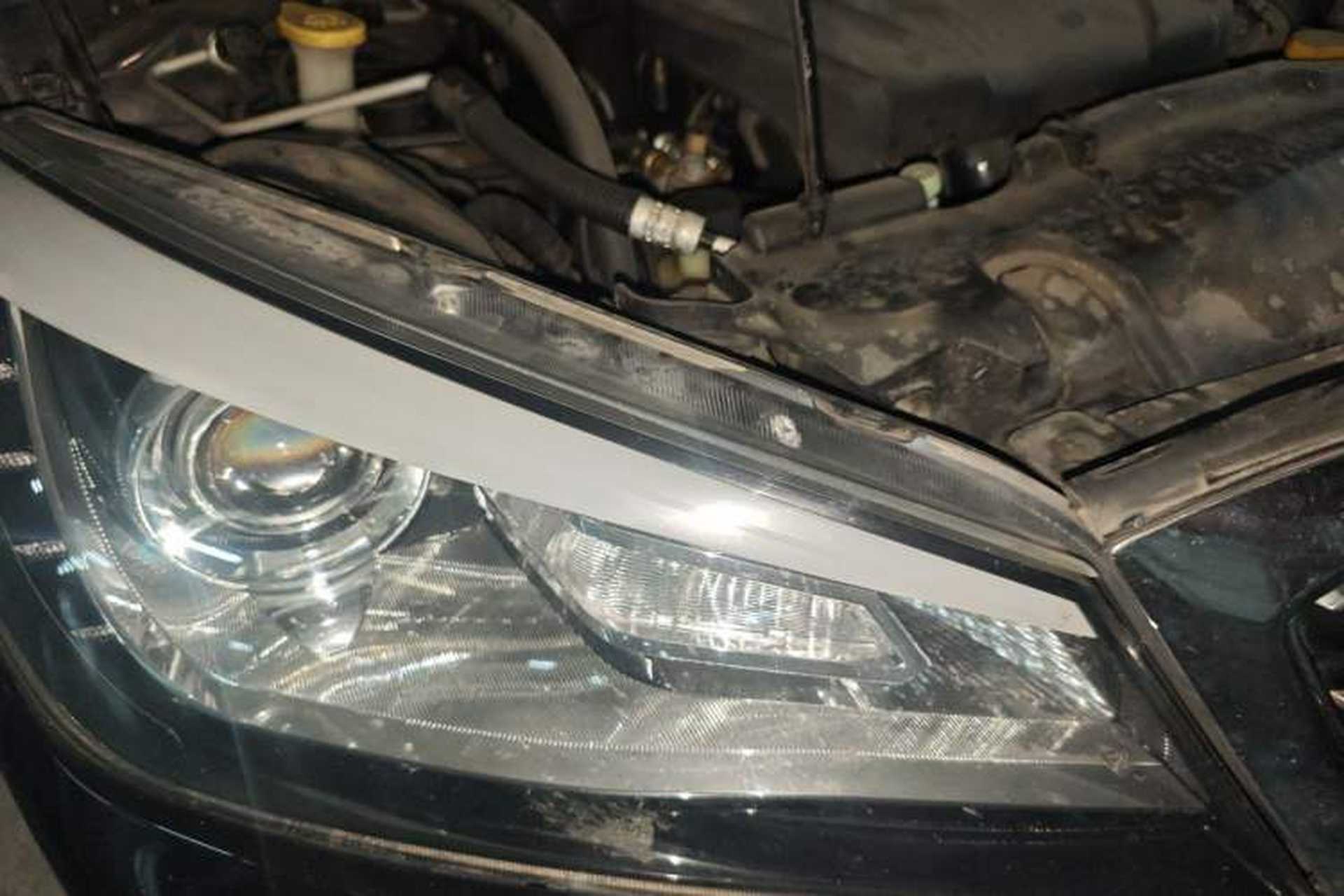 Used Bestune B90 2014 1.8T Automatic Flagship Model Right Front Headlight