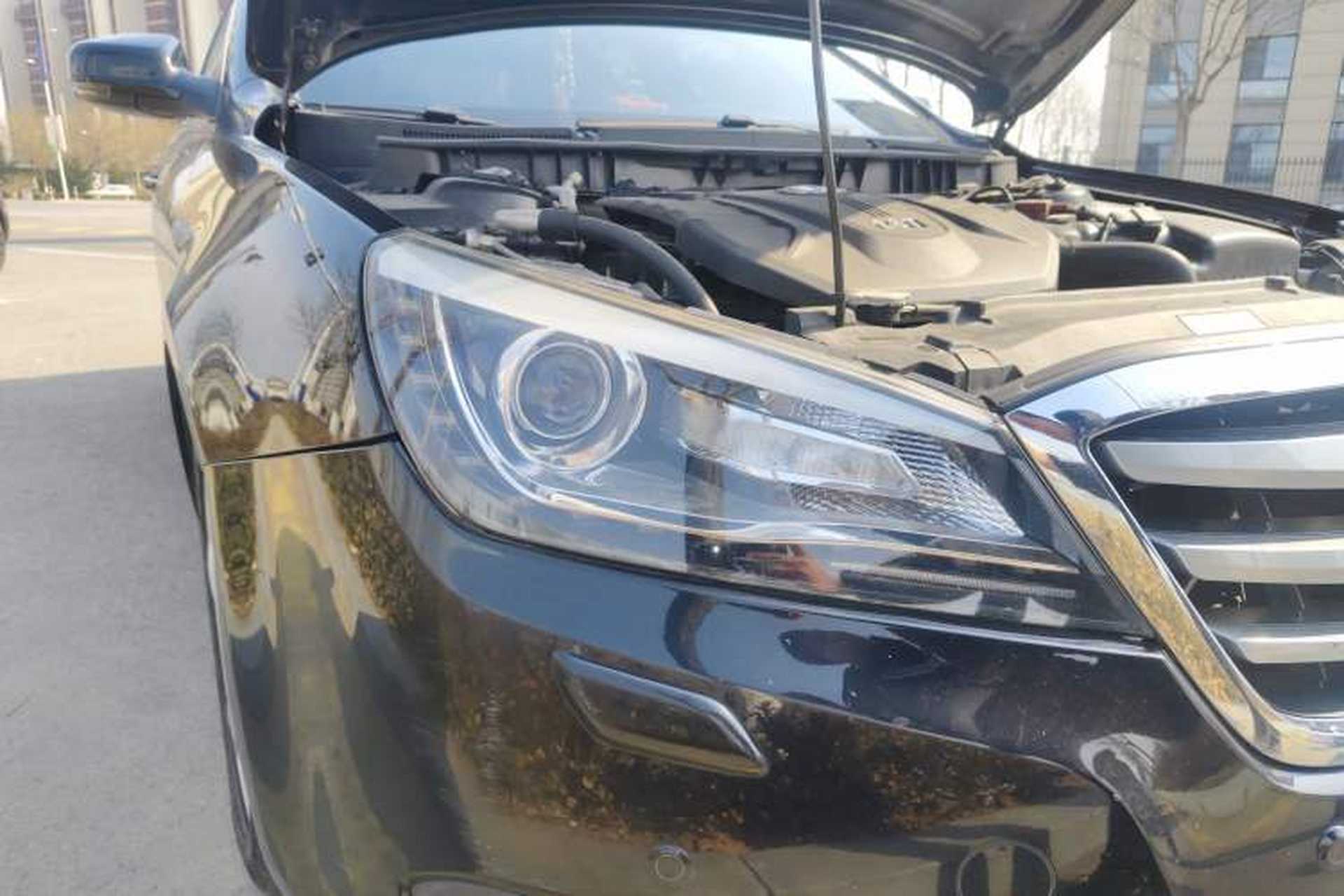 Used Bestune B90 2014 1.8T Automatic Luxury Model Right Front Headlight