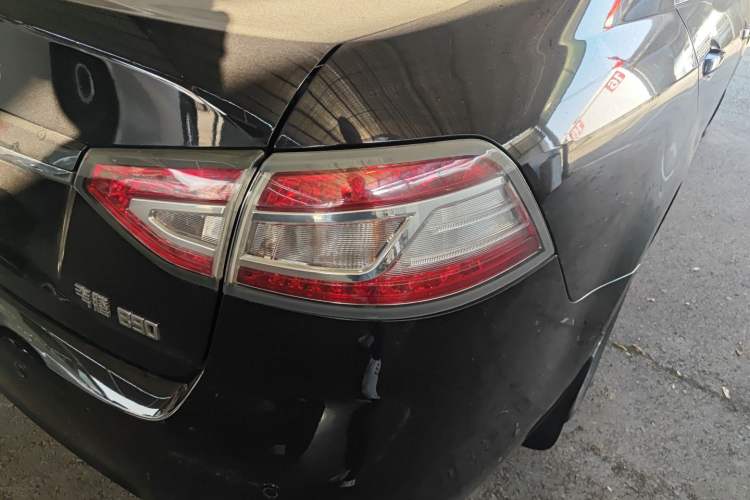 Used Bestune B90 2014 1.8T Automatic Luxury Model Right Rear Taillight