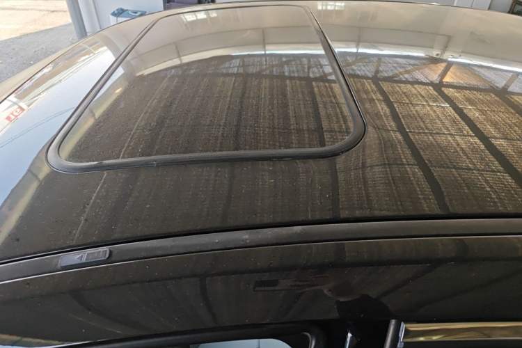Used Bestune B90 2014 1.8T Automatic Luxury Model Roof
