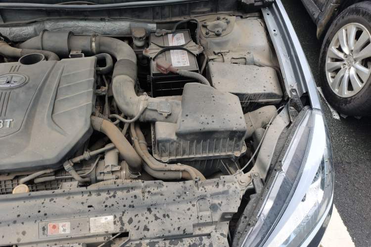 Used Bestune B90 2014 1.8T automatic comfort version Engine Bay Left