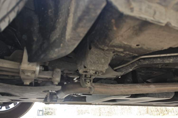 Used Bestune M9 2023 2.0T Ultimate Edition Chassis Front Left