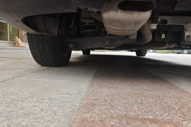 Used Bestune M9 2023 2.0T Prestige Edition Chassis Rear Left