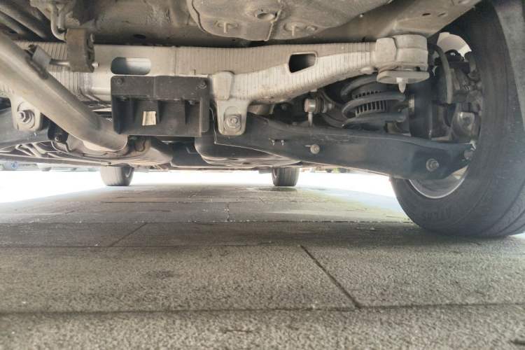 Used Bestune M9 2023 2.0T Prestige Edition Chassis Rear Right