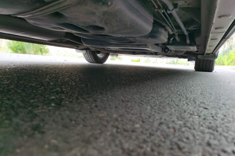 Used Bestune M9 2023 2.0T Ultimate Edition Chassis Rear Right