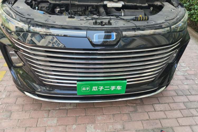 Used Bestune M9 2023 2.0T Prestige Edition Engine Bay
