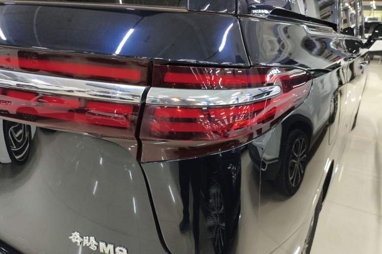 Used Bestune M9 2023 2.0T Ultimate Edition Exterior 3