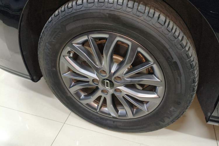 Used Bestune M9 2023 2.0T Ultimate Edition Exterior 4