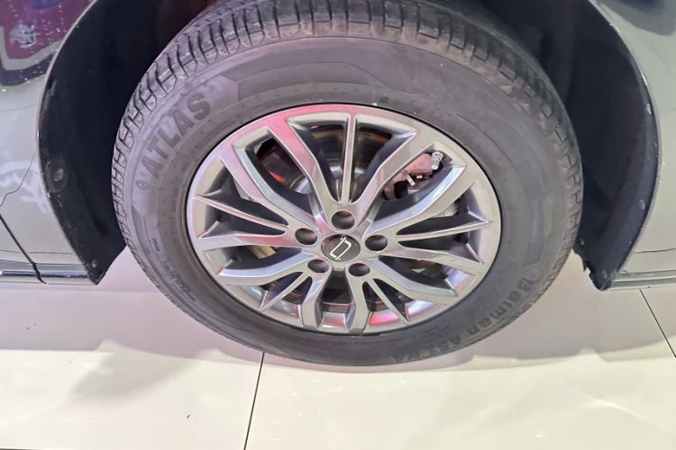 Used Bestune M9 2023 2.0T Prestige Edition Exterior 6