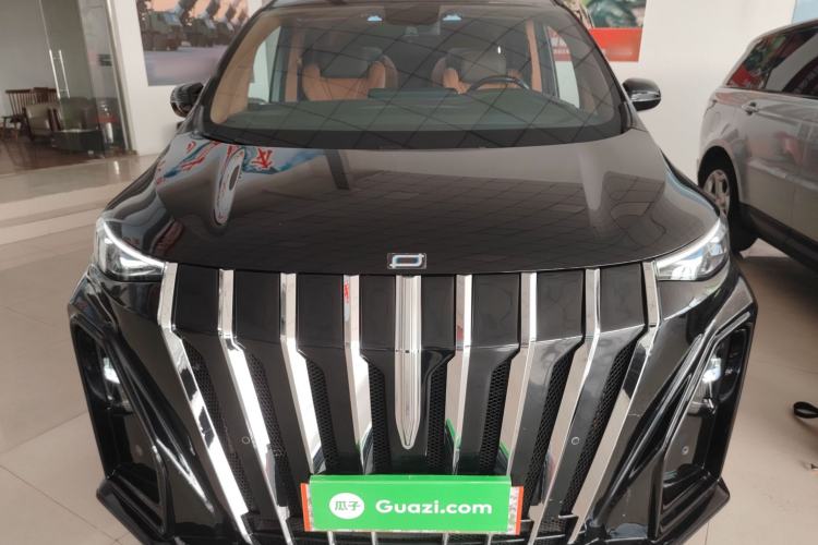 Used Bestune M9 2023 2.0T Ultimate Edition Front
