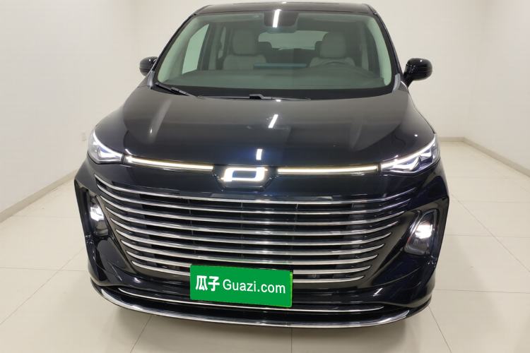 Used Bestune M9 2023 2.0T Ultimate Edition Front