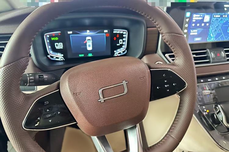 Used Bestune M9 2023 2.0T Prestige Edition Interior 2