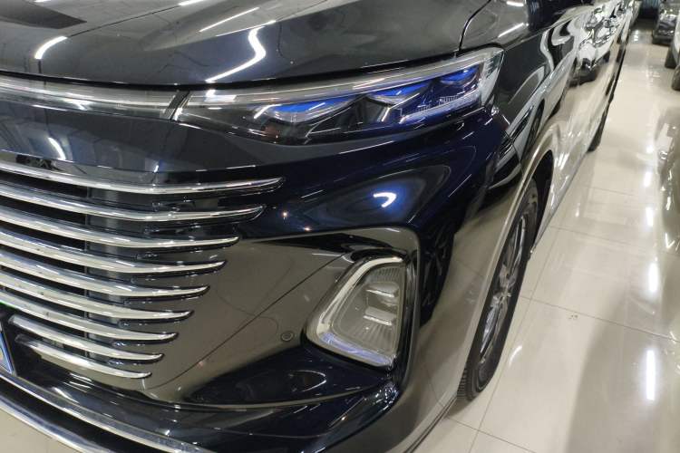 Used Bestune M9 2023 2.0T Ultimate Edition Left Front Headlight