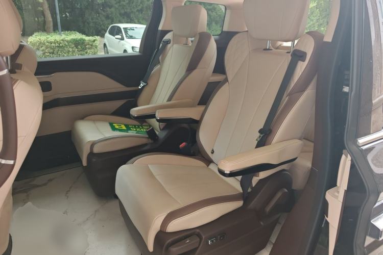 Used Bestune M9 2023 2.0T Prestige Edition Left Rear Seat