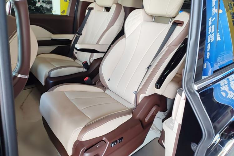 Used Bestune M9 2023 2.0T Prestige Edition Left Rear Seat