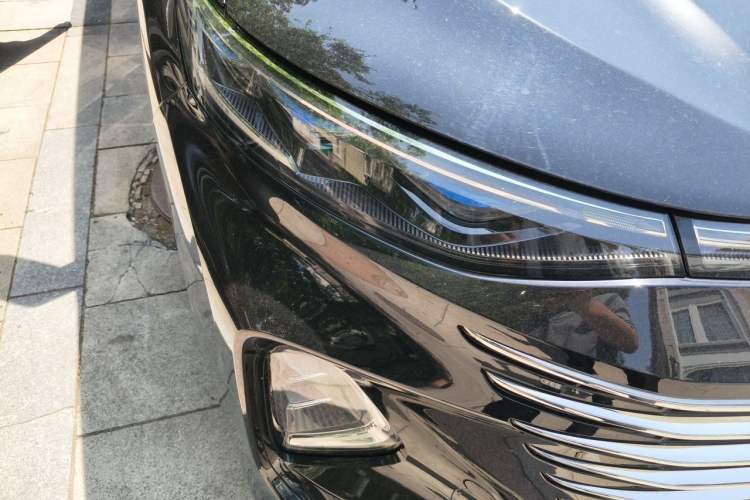 Used Bestune M9 2023 2.0T Prestige Edition Right Front Headlight